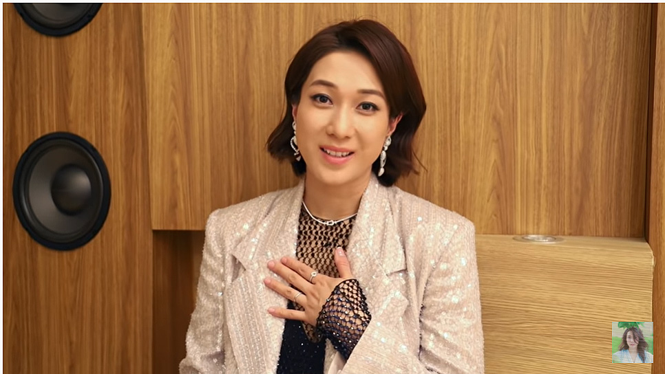 Thanking her husband backstage