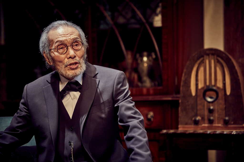 Young Soo as Freud in The Last Session
