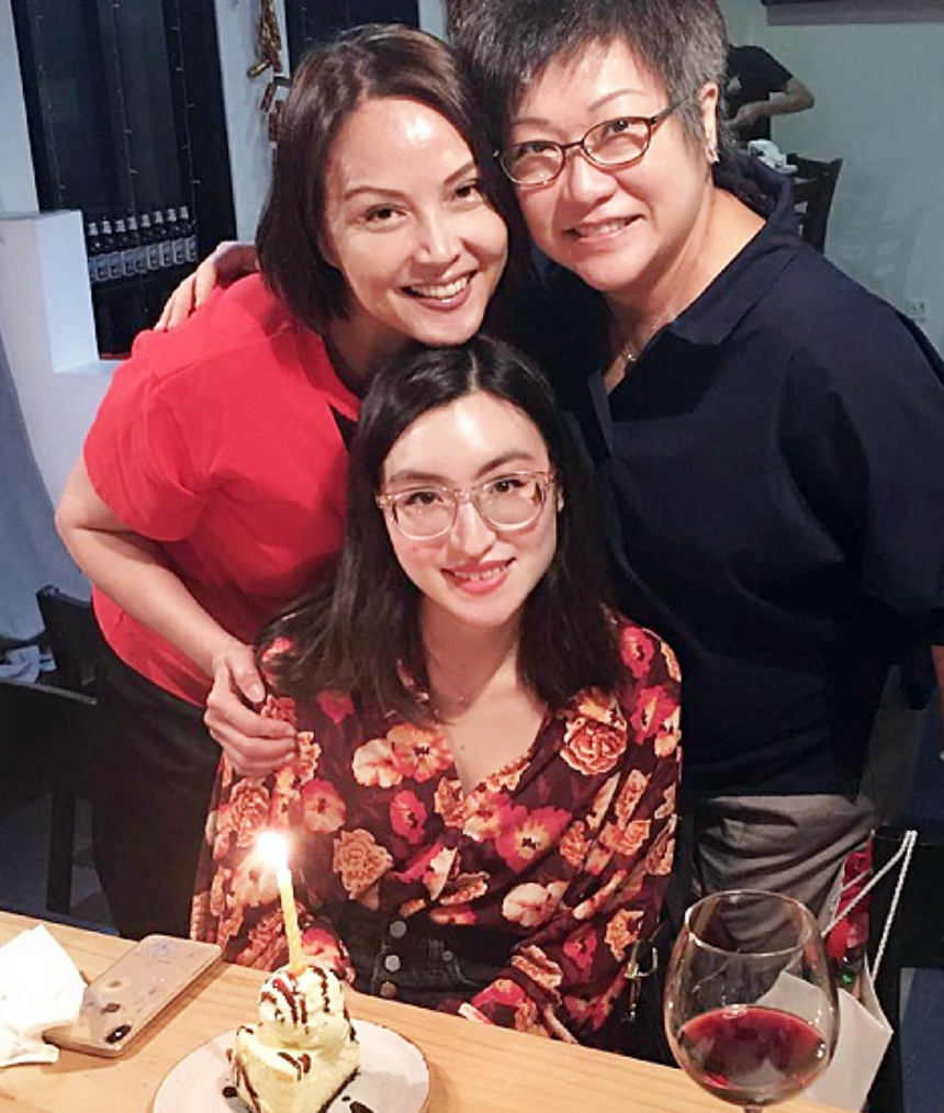 Wanling & Monique with Aileen Tan during a 2020 meetup