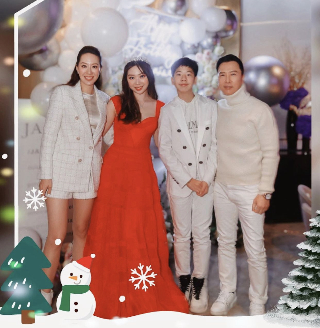 &hellip; and them in Donnie&rsquo;s Christmas Day 2021 post