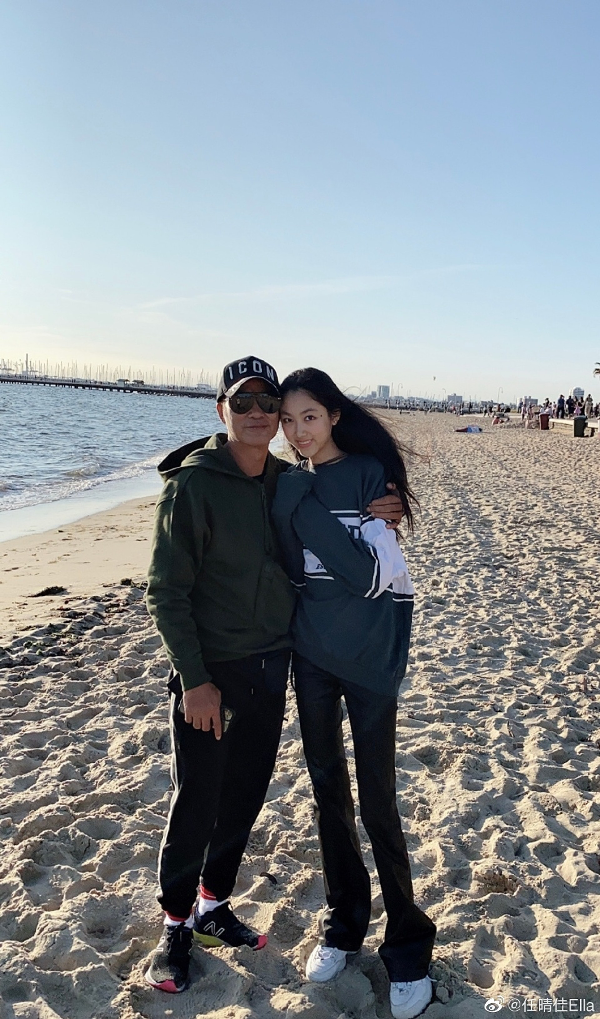 Song-Yong was wheelchair-bound in his later years and was cared for by his helper