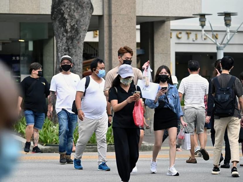 Fashionable masks may look good - but how can you tell if they protect against COVID-19? Fashionable masks may look good - but how can you tell if they protect against COVID-19?