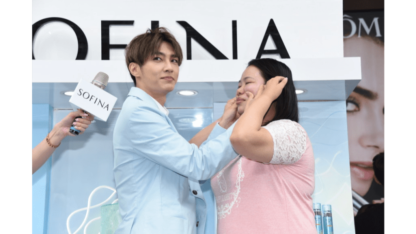 Aaron Yan plans to "disappear" to write songs
