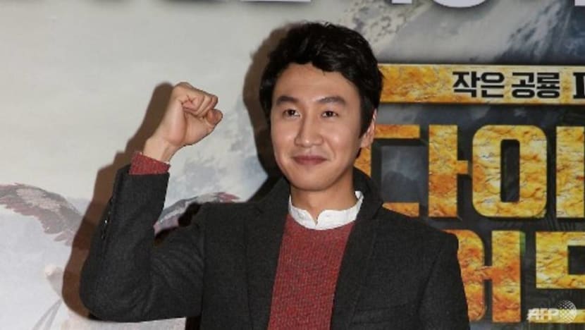 Lee Kwang-soo leaving Korean variety game show Running Man after 11 years Lee Kwang-soo leaving Korean variety game show Running Man after 11 years