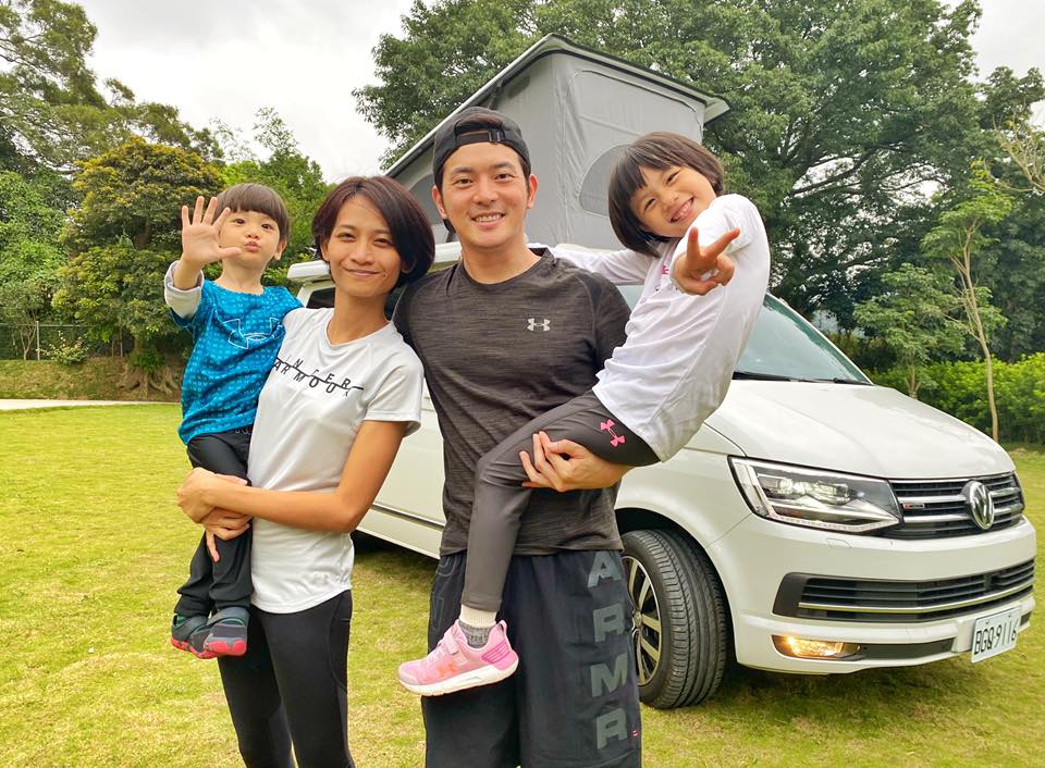 Chris Wang And His Family Are Now Living In A Van After He Sold Their House To Go On A Cruise That Was Cancelled ‘Cos Of COVID-19