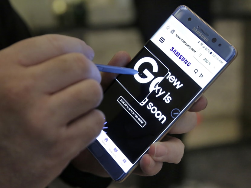 In this July 28, 2016, file photo, a screen magnification feature of the Samsung Galaxy Note 7 is demonstrated, in New York. Photo: AP