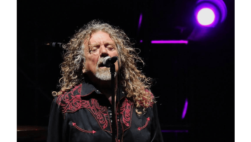 Robert Plant sings Immigrant Song for first time in 23 years
