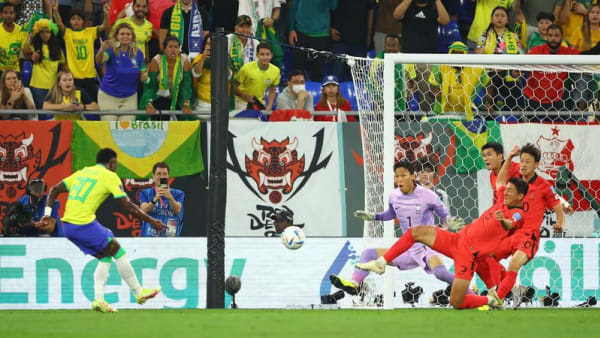 Imperious Brazil smash Koreans 4-1 to reach World Cup quarters