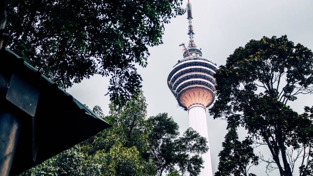 Badan antikorupsi Malaysia sedang menyelidiki klaim pengalihan pengelolaan Menara KL