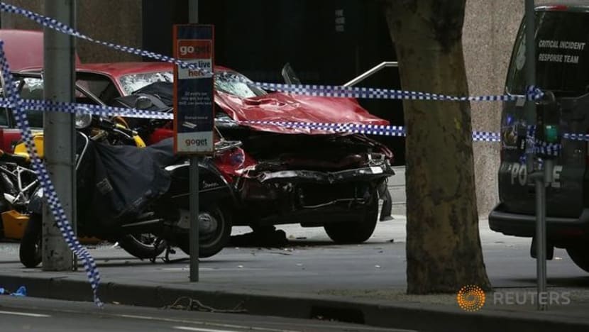 Lelaki yang rempuh keretanya di Melbourne didakwa dengan 5 tuduhan membunuh