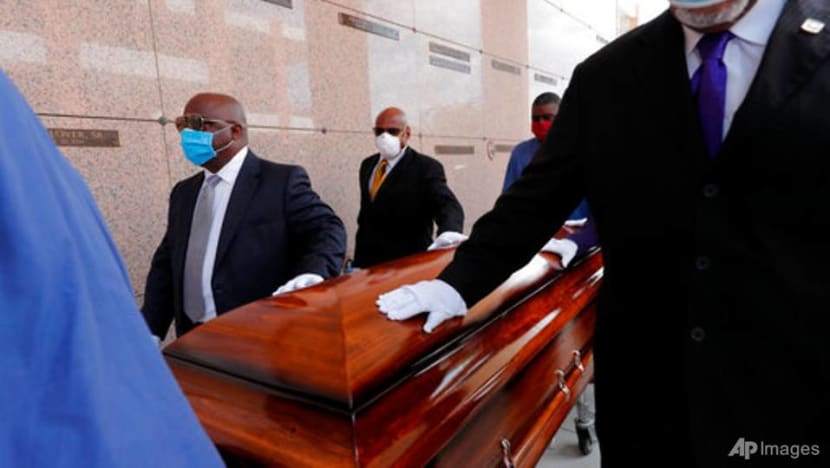 As US COVID-19 death toll nears 600,000, racial gaps persist As US COVID-19 death toll nears 600,000, racial gaps persist