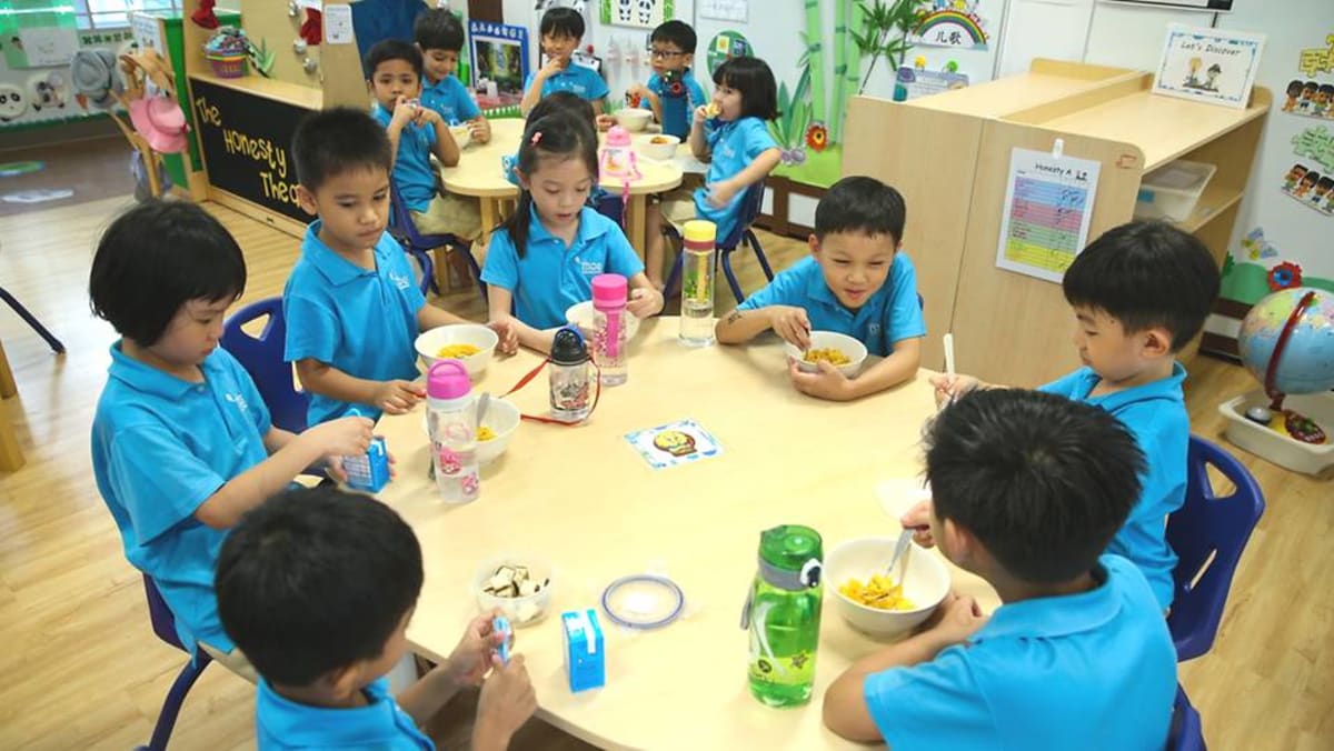 Komentar: Mengapa sebagian anak memilih makanan tidak sehat seiring bertambahnya usia?