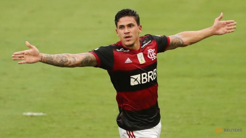 Flamengo move closer to title with 2-1 win over Inter