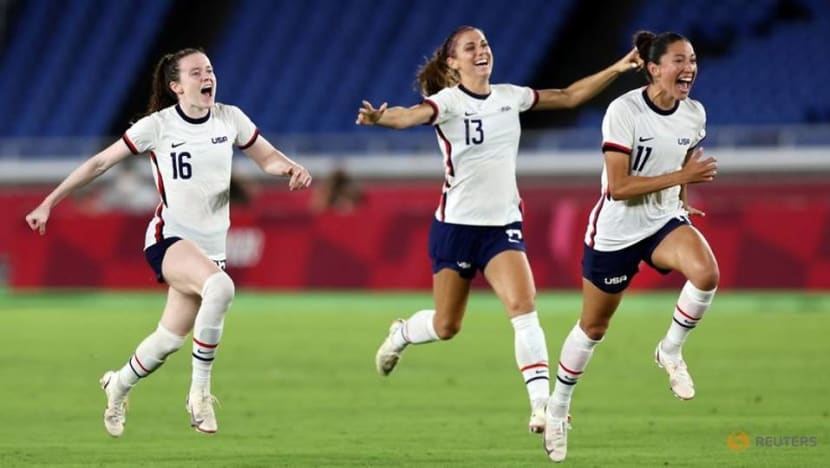 Olympics-Soccer-US women advance to semis with shootout ...