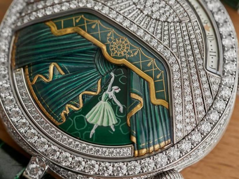 You can’t watch a ballet performance, but you can admire one on your wrist You can’t watch a ballet performance, but you can admire one on your wrist