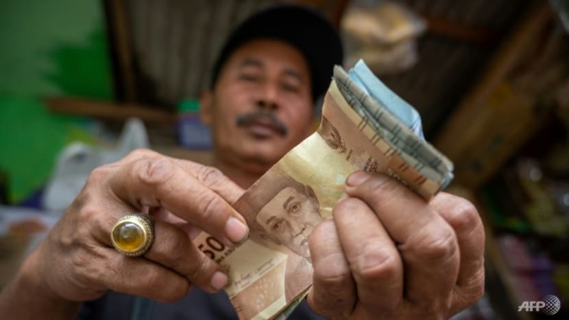 Indonesia hikes rates for second straight month to stem inflation