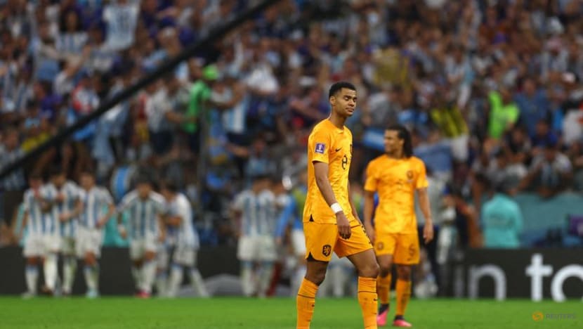 Virus hits Dutch squad ahead of France Euro qualifier Virus hits Dutch squad ahead of France Euro qualifier