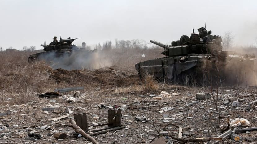 Ukraine says situation in Mariupol 'very difficult', evacuation efforts blocked 