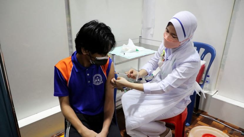 Malaysia approves Pfizer's COVID-19 vaccine for children aged 5 to 11 Malaysia approves Pfizer's COVID-19 vaccine for children aged 5 to 11
