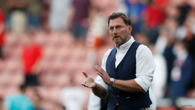 Football:
Antonio sees red in West Ham's scoreless draw at Southampton Football:
Antonio sees red in West Ham's scoreless draw at Southampton