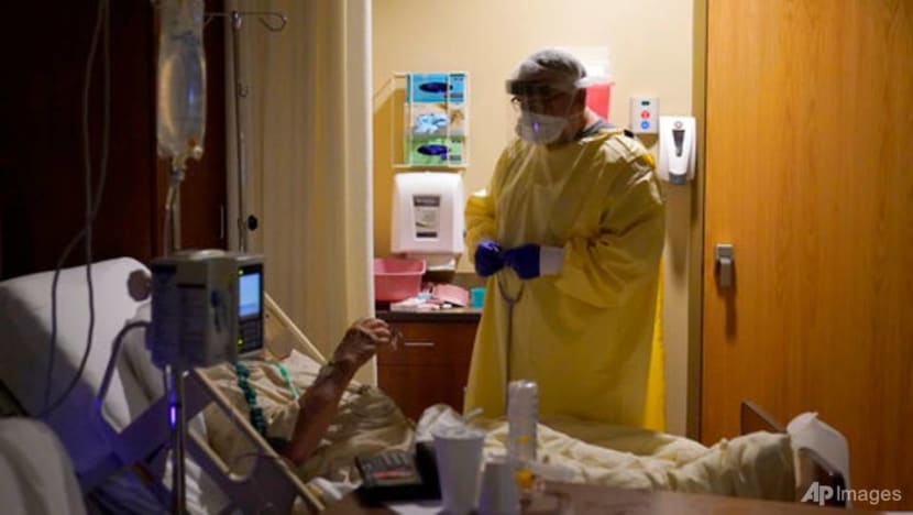 US COVID-19 deaths top 3,100 in a single day for the first time US COVID-19 deaths top 3,100 in a single day for the first time