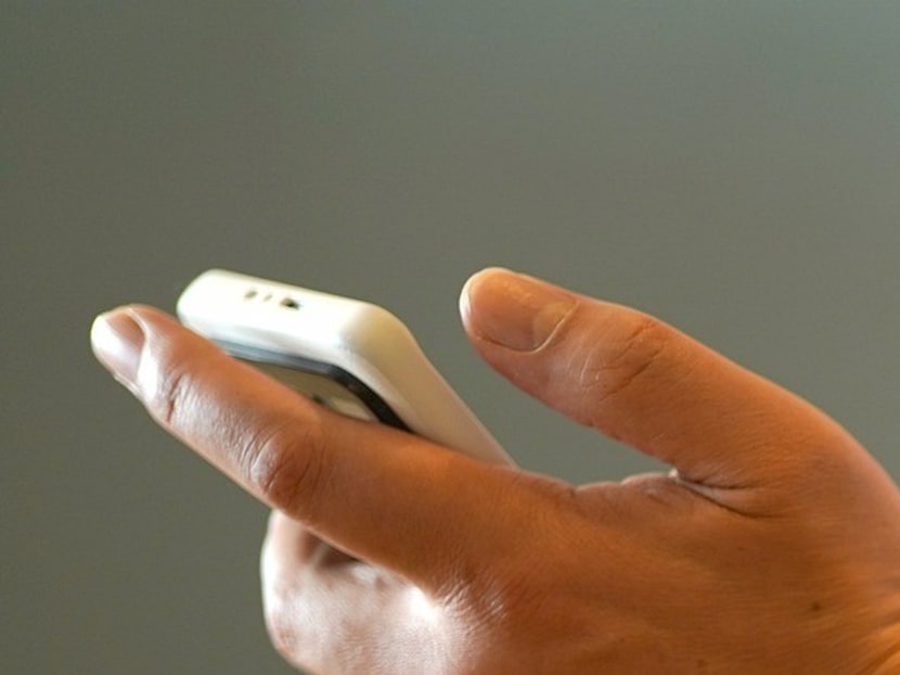 Right after a teenage girl began work as a temporary security guard, a supervisor forced her to watch a pornographic video with him. Right after a teenage girl began work as a temporary security guard, a supervisor forced her to watch a pornographic video with him.