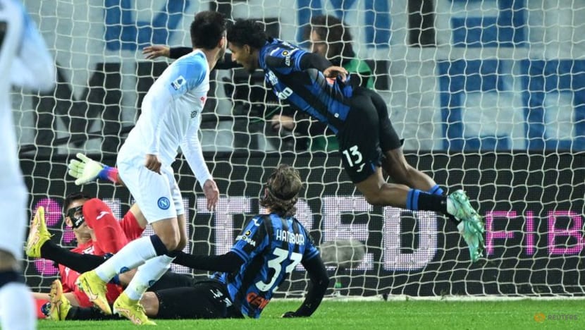 Napoli fight back to earn 2-1 win at Atalanta in top-of-the-table clash Napoli fight back to earn 2-1 win at Atalanta in top-of-the-table clash
