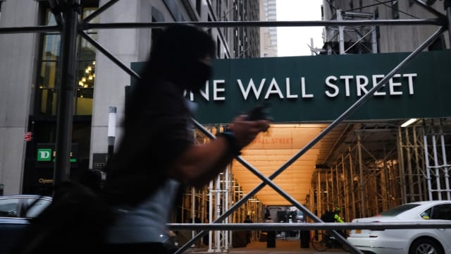 美国华尔街股市连续三个交易日升高