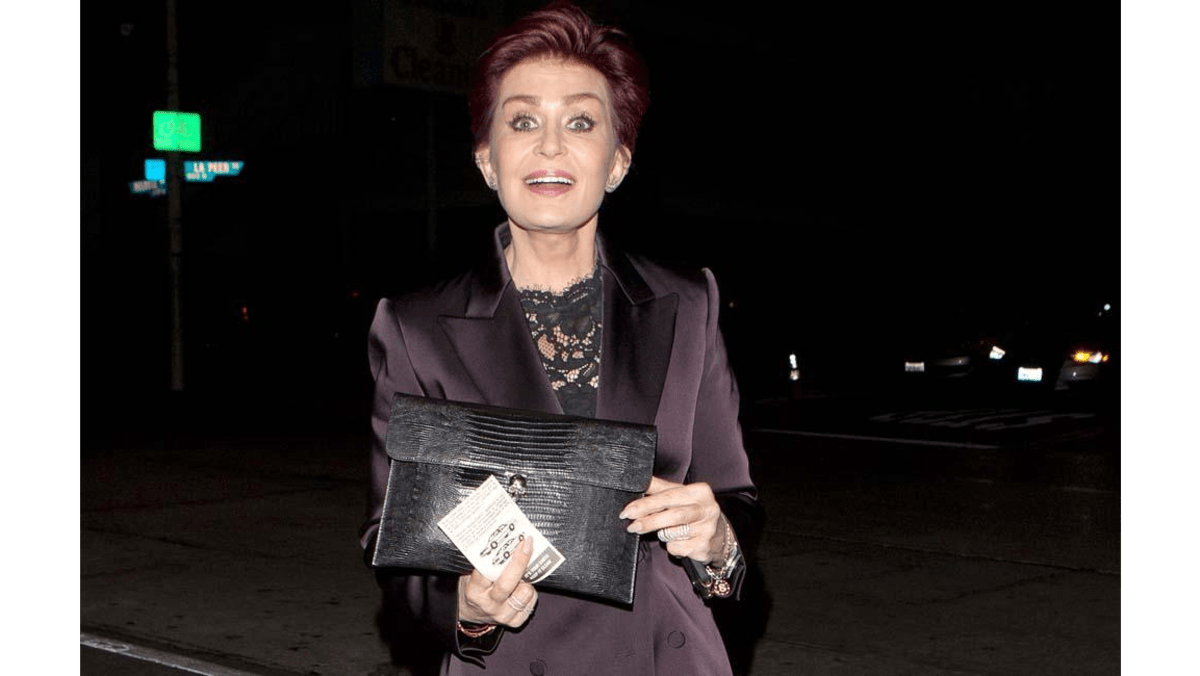 Sharon Osbourne mocks Simon Cowell 8days