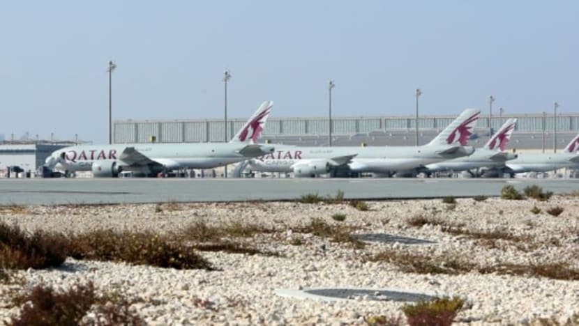 Mangsa pemeriksaan 'keterlaluan' di lapangan terbang Doha akan saman Qatar