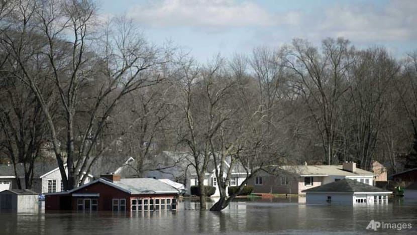 Parts of US Midwest deluged in historic deadly floods Parts of US Midwest deluged in historic deadly floods