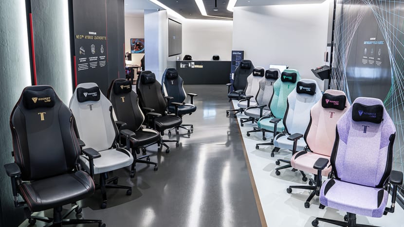 Secret lab sales omega for sale