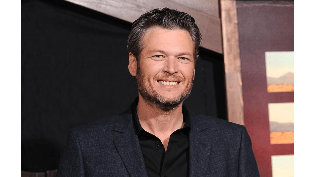 Blake Shelton wins big at CMT Music Awards 8days