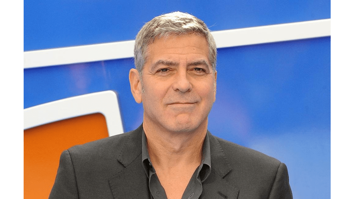 Clooney I'm not a leading man anymore 8days