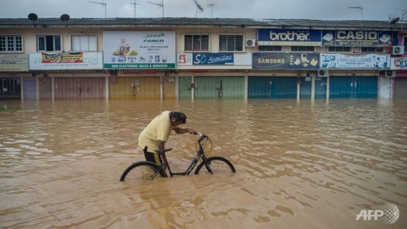 Banjir: Sesi persekolahan di seluruh Malaysia ditangguh seminggu