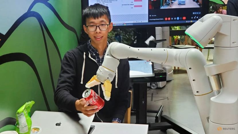 OK Google, get me a Coke: AI giant demos soda-fetching robots OK Google, get me a Coke: AI giant demos soda-fetching robots