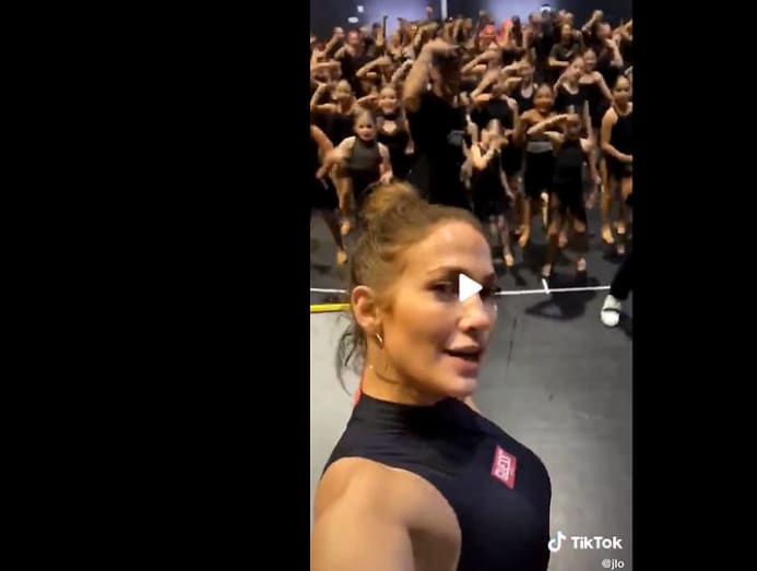 Can T Dance Tiktok And Youtube Tutorials By The Pros Break It Down For You Cna Lifestyle