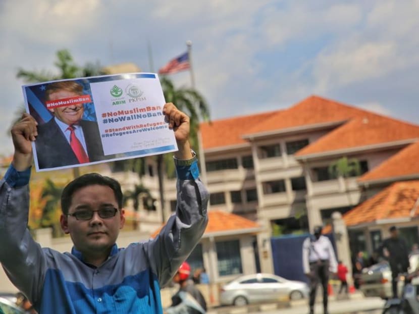 Malaysians demonstrated against the temporary US immigration ban on citizens from seven Muslim-majority countries, outside the US Embassy in Kuala Lumpur. Photo: Malay Mail Online