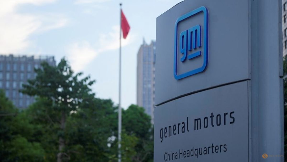 Exclusive-General Motors menargetkan orang kaya perkotaan China dengan impor barang mewah