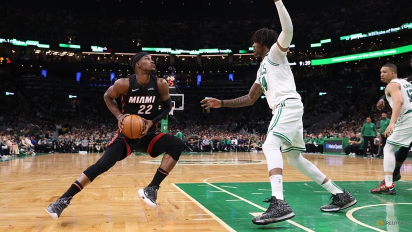 Jayson Tatum, Celtics bury Heat early, level series 2-2