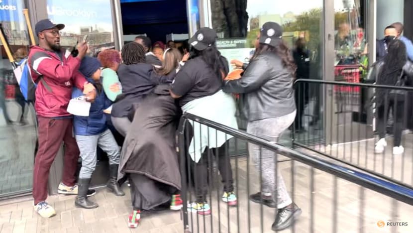 Protesters show support for Irving's COVID-19 vaccine stance ahead of Nets game Protesters show support for Irving's COVID-19 vaccine stance ahead of Nets game