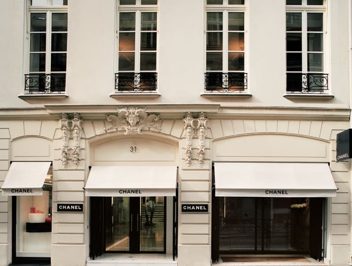 IN PICTURES: Chanel uses its favorite Parisian hotel as backdrop