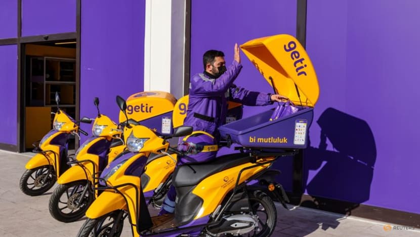 Turkey's Getir signs non-binding deal to buy shares in Sok Turkey's Getir signs non-binding deal to buy shares in Sok
