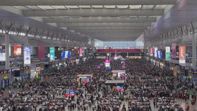 中国八天长假 预计高速公路流量将达历史新高