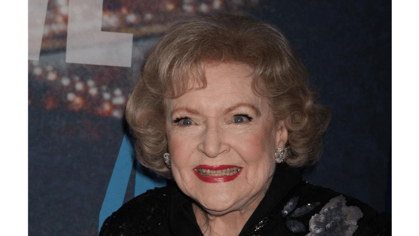 Betty White wants Robert Redford to call her Betty White wants Robert Redford to call her