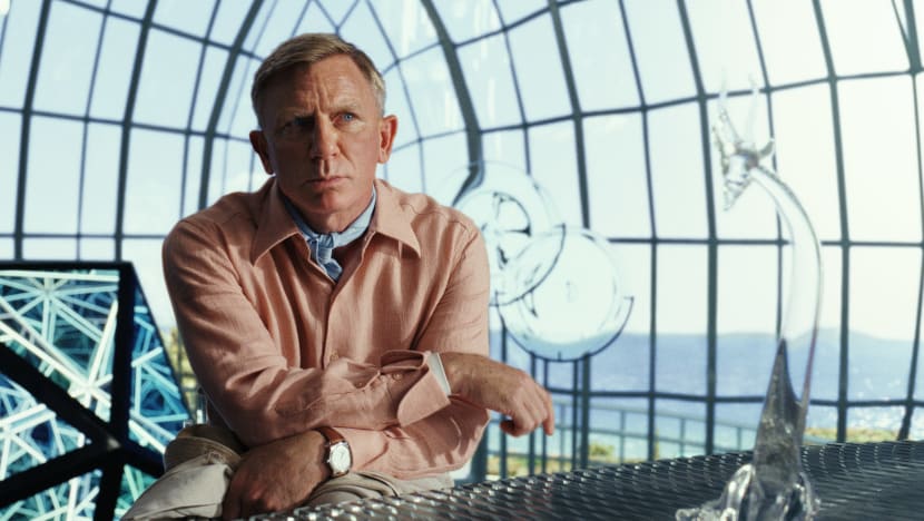 Trailer Watch: Daniel Craig Shows Off His Neckerchief In Glass Onion: A Knives Out Mystery