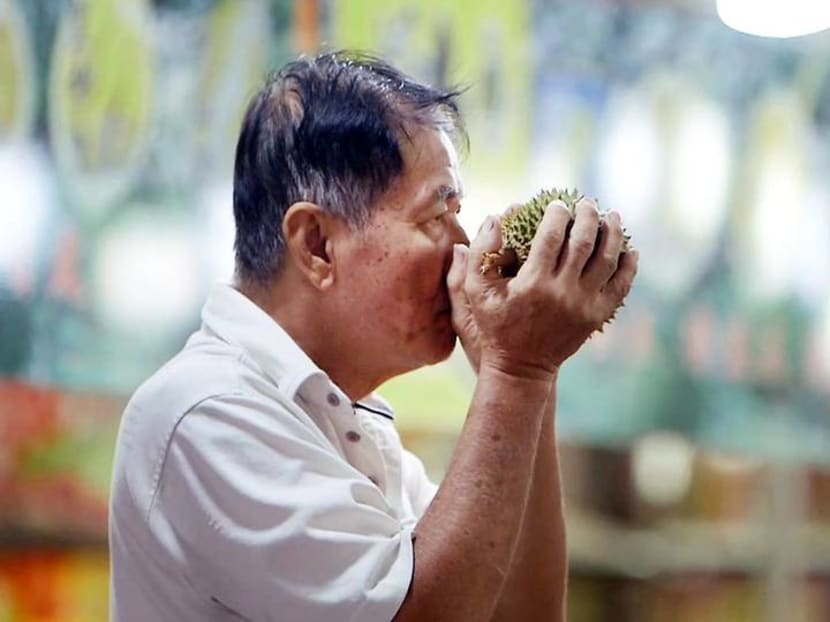 Dirt cheap today, will mao shan wang durians get scarce next year as China muscles in? Dirt cheap today, will mao shan wang durians get scarce next year as China muscles in?