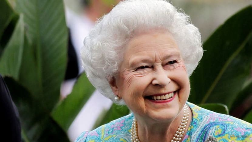 Singapore Parliament observes one minute of silence as a mark of respect to Queen Elizabeth II Singapore Parliament observes one minute of silence as a mark of respect to Queen Elizabeth II