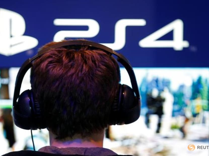 Commentary: Why I play online video games with my kids instead of banning them Commentary: Why I play online video games with my kids instead of banning them