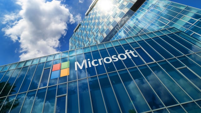 微软把类似ChatGPT功能 应用在Microsoft Office办公软体